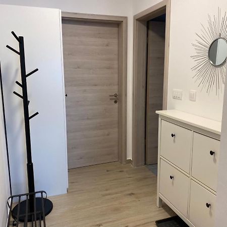 Mint&Rose Daire Peroj Dış mekan fotoğraf